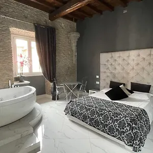 Rhome Luxury , Roma Itália